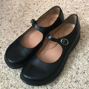 Dansko mary jane shoes